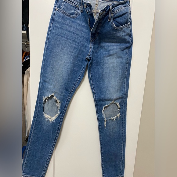 721 high rise size 28 Levi’s - Picture 2 of 3